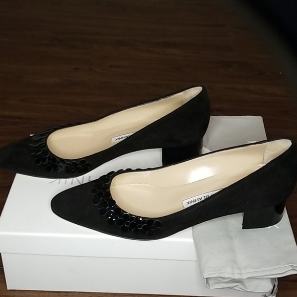 NEW MANOLO BLAHNIKS - Picture 2 of 4